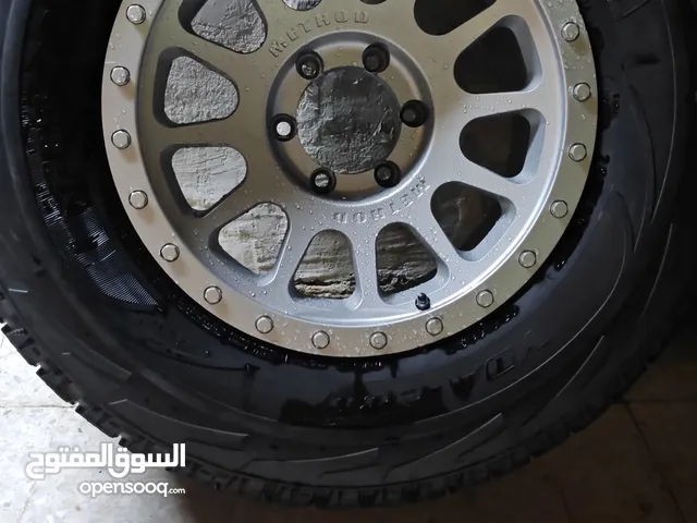 للبيع 4 رنغات مع توايرانضاف مثود 6 براقي يركبون اغلبيتهم يوكن لاند الجديد اف جي وانيت جمس سكليد