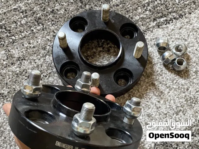 سبيسرات المركبه