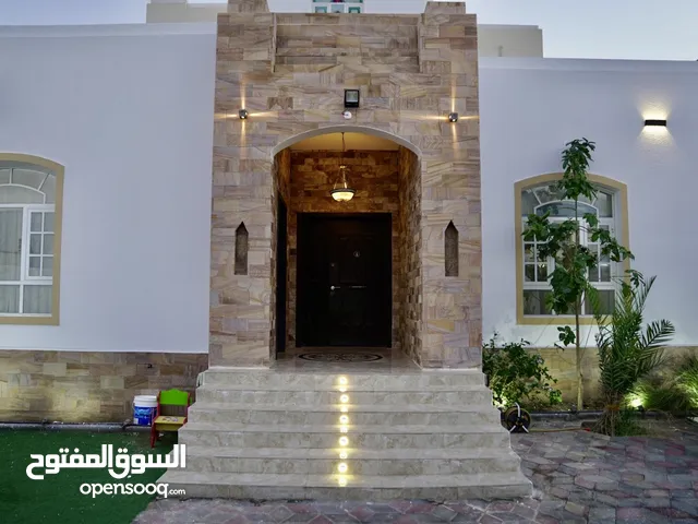 290m2 2 Bedrooms Villa for Sale in Muscat Seeb