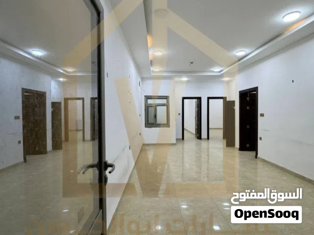 125 m2 2 Bedrooms Apartments for Rent in Basra Baradi'yah