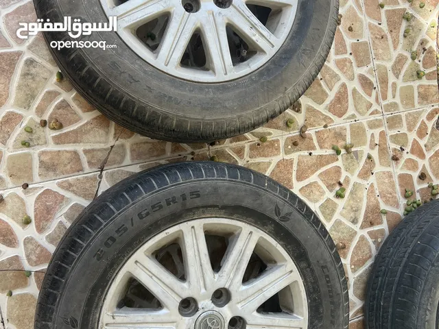 Other 15 Tyre & Rim in Al Batinah