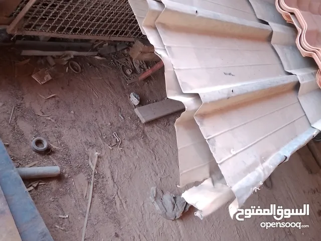 زينقو سقف زينجو حديد وبلاستك مضلع للبيع مستعمل