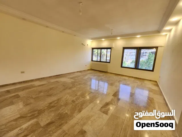 شقة فارغة للإيجار في الشميساني - ref:14568