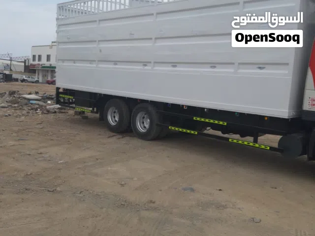 Used Volvo Box Truck 2000 Model for Sale 30 feet long body and contrect with water company monthly.