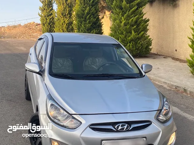 هيونداي اكسنت 2013 بحالة الوكاله للبيع كاش او اقساط من المالك مباشره