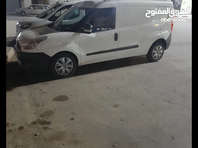 فياط دوبلو كوميرس للبيع