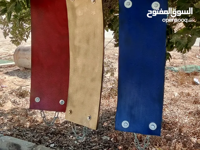 مقاعد مراجيح