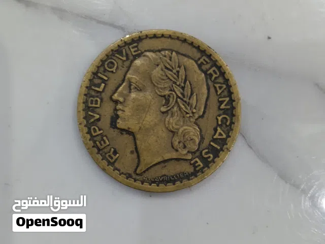 عملات نقدية