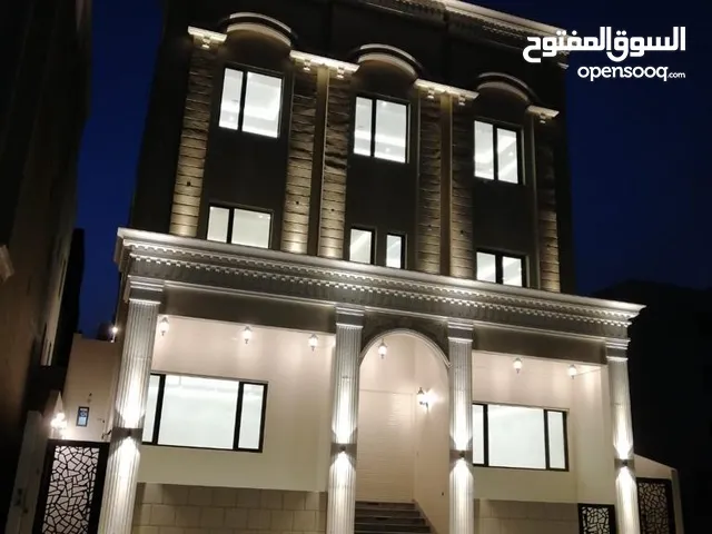 500 m2 4 Bedrooms Apartments for Rent in Mubarak Al-Kabeer Al Masayel
