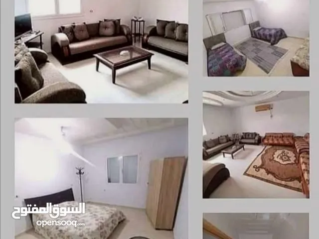 للايجار في صفاقس حوش أرضي مجهز  و قريب لجميع المرافق و يبعد عن دار الطبيب و مصحة ابن النفيس 200 متر