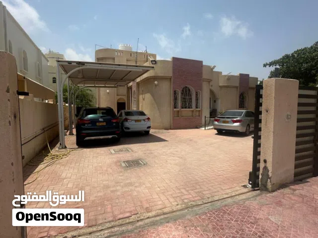 230 m2 3 Bedrooms Villa for Sale in Muscat Al-Hail