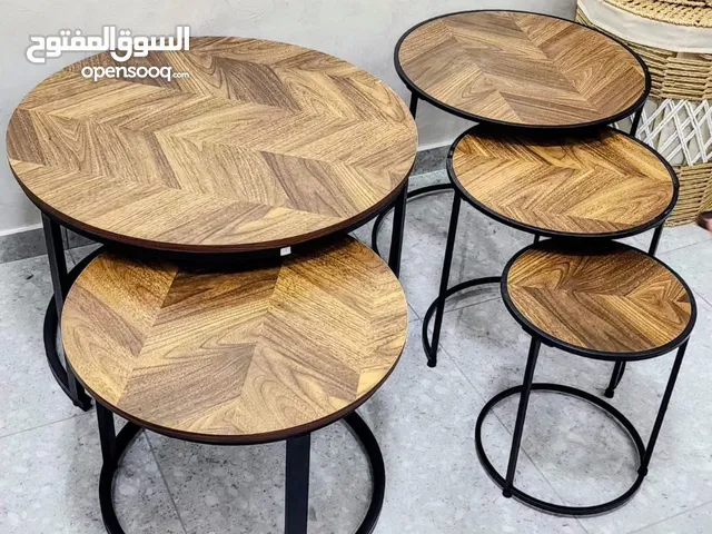 طاولات مودرن متداخلة عملية وأنيقة