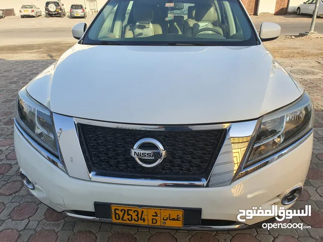 Nissan pathfinder gcc 2014