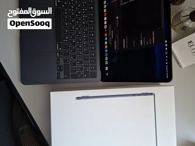 Apple Macbook air M4 256 GB , 13 inch display 2025 with Limited  Apple  warranty  until  Nov 2026