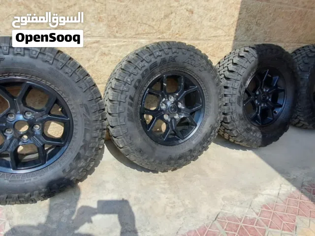 اربع رنجات جيب رانجلر JL اصليات مع تواير امريكيه اصليه