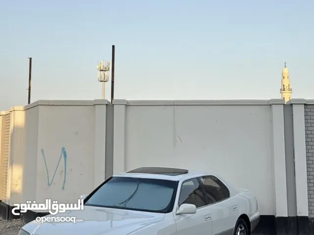 للبيع لكزز LS400