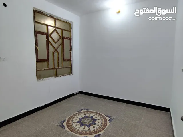 100 m2 2 Bedrooms Townhouse for Rent in Basra Jubaileh