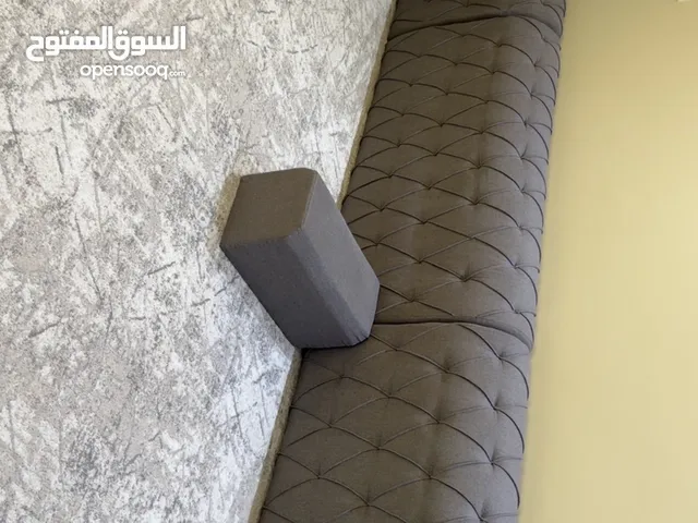 مجلس أرضي نظيف للبيع