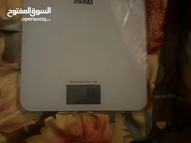 ميزان الكتروني. رقمي. ب قياس. الوزن.