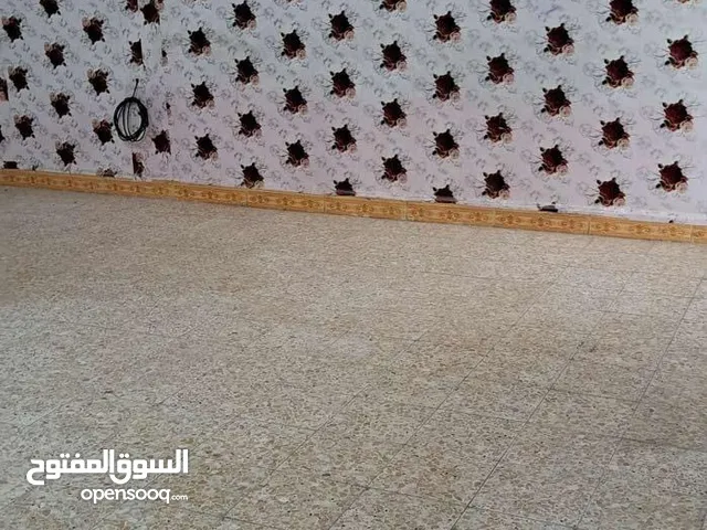 300m2 2 Bedrooms Townhouse for Rent in Basra Other