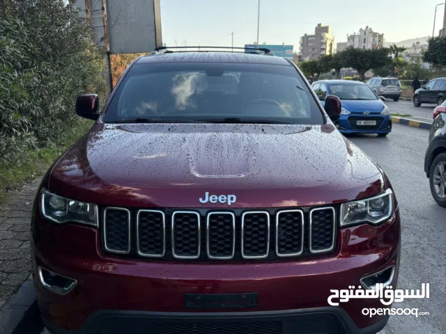 Grand cherokee laredo