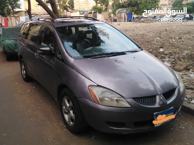 Used Mitsubishi Grandis in Giza