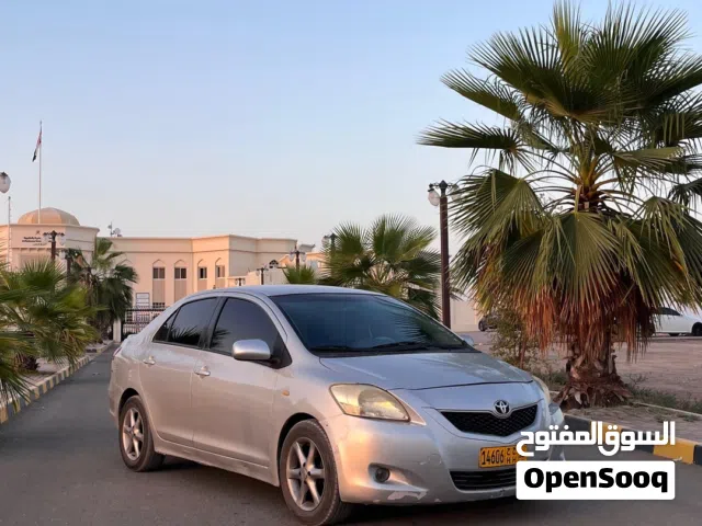 2011 Toyota Yaris Basic