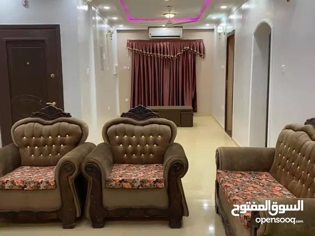 شقق مفروشة بالكامل للإيجار في الخرطوم يوجد كهرباء+ماء موقع مميز