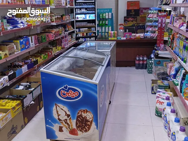 اسواق للبيع