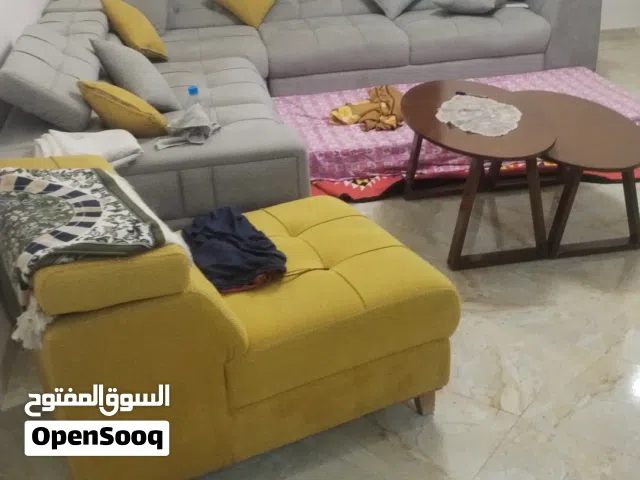 صالة فارهة للبيع