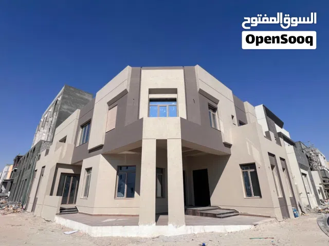 400 m2 4 Bedrooms Townhouse for Rent in Al Jahra Matla'