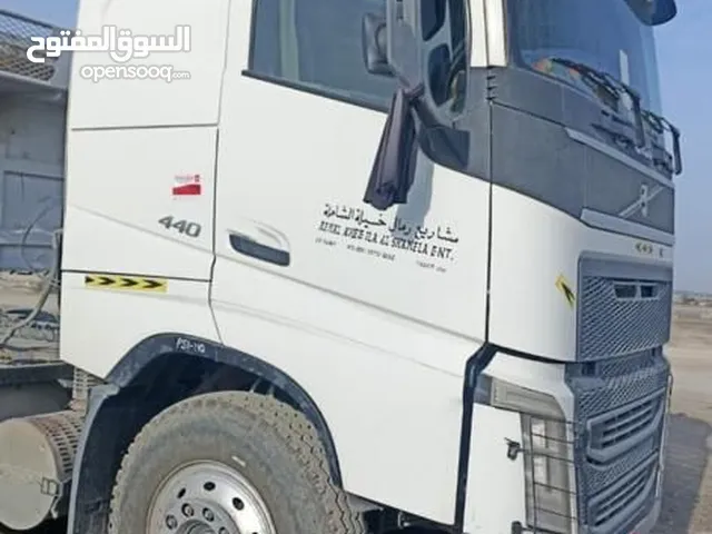 Truck Volvo in Al Dakhiliya