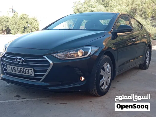 2017 Hyundai Elantra Standard