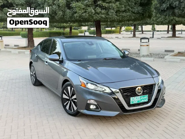 Used Nissan Altima in Al Batinah