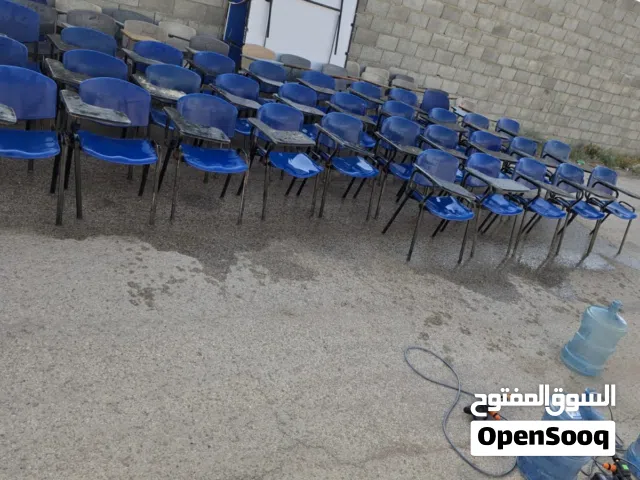 وصـلـت الآن: كراسي المحاضرات المطلوبة!  بناءً على طلبكم.. توفرت الدفعة الجديدة من كراسي المحا