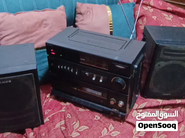 لعشاق الكاسيت والزمن الجميل، للبيع كاسيت سوني (Sony) بحالته الأصلية. الجهاز مش مجرد مشغل أغاني