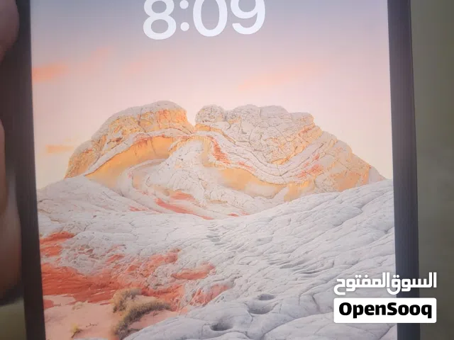 Apple iPad 8 32 GB in Dhofar