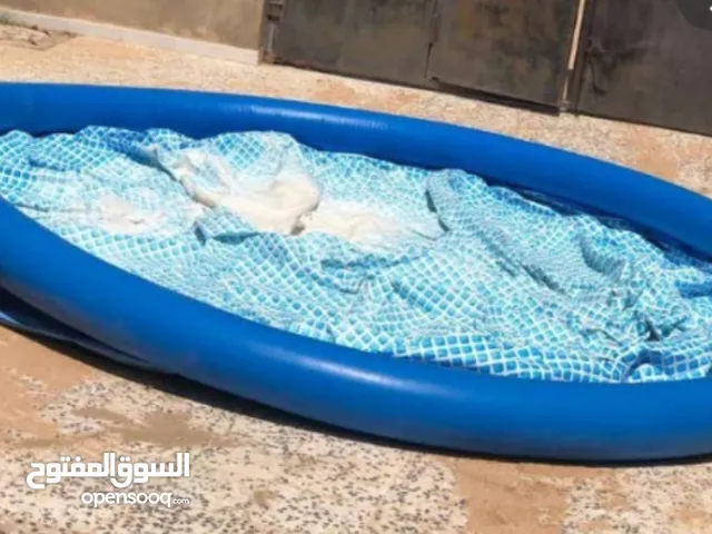 حوض سباحه أقرا الوصف