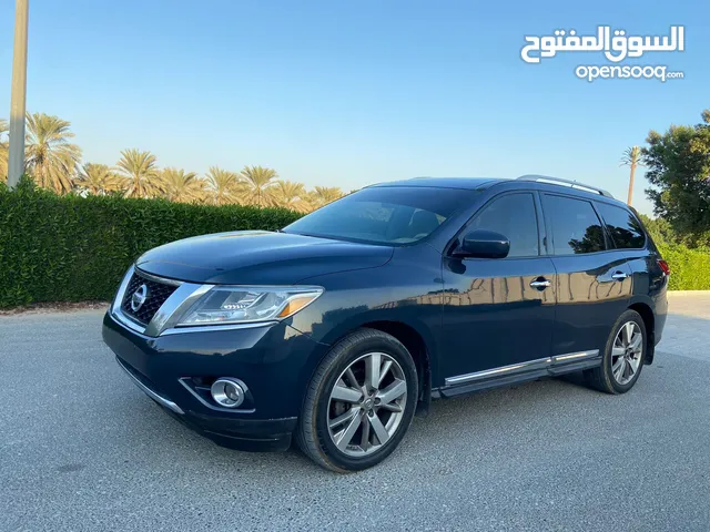 NISSAN Pathfinder 2015 full opsions no 1 accident free