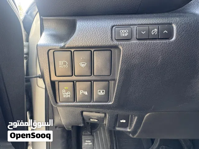 Used Lexus IS in Abu Dhabi