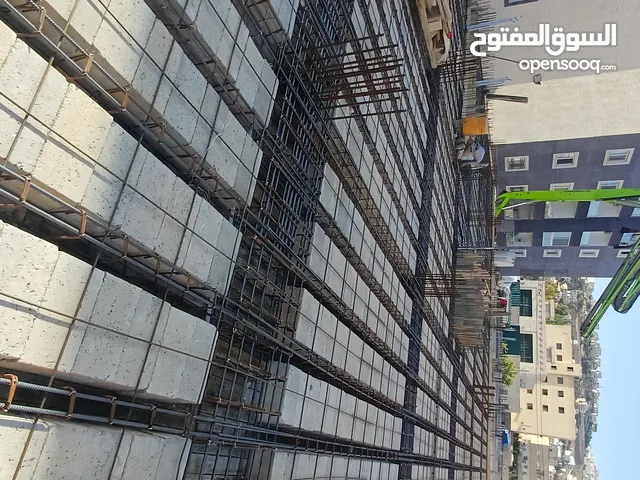 مطلوب شركة مقاولات للبيع خامسة او رابعة