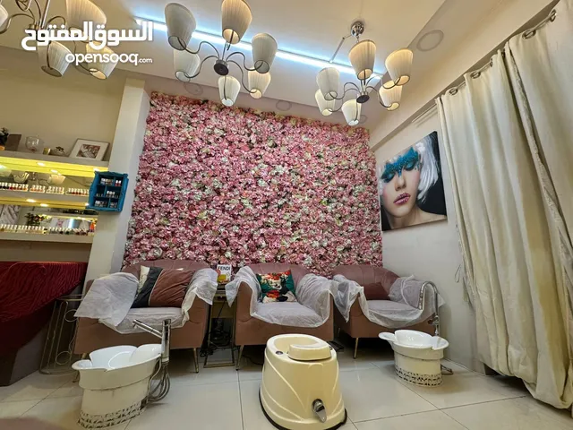 Ladies saloon for sale