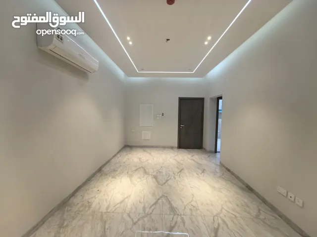 120 m2 3 Bedrooms Apartments for Rent in Muharraq Hidd