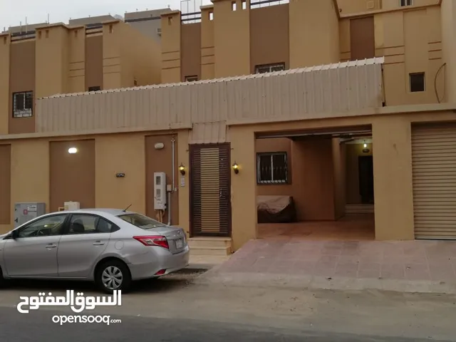 254 m2 More than 6 bedrooms Villa for Sale in Mecca An Nawwariyyah
