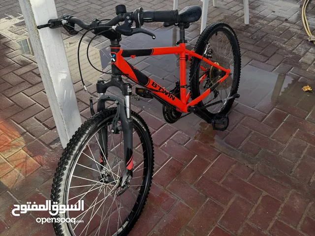 Mountain bike message me and tell me your price