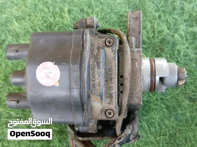 قطع غيار كرولا2000