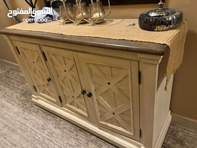 بوفيه من اشلي
