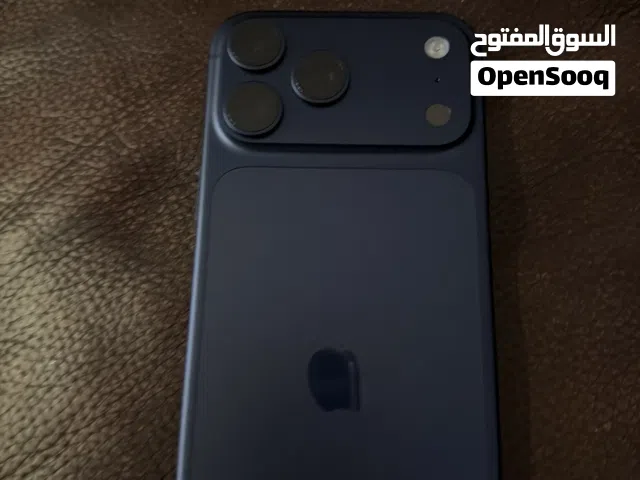 iPhone 17 pro max مشحون صفر فقط مستعمل  أربع أيام مش خط