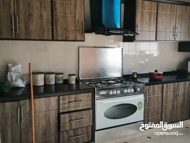 263 m2 More than 6 bedrooms Townhouse for Sale in Mafraq Bala'ama