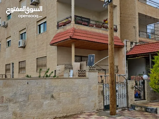 198 m2 3 Bedrooms Apartments for Sale in Amman Um El Summaq